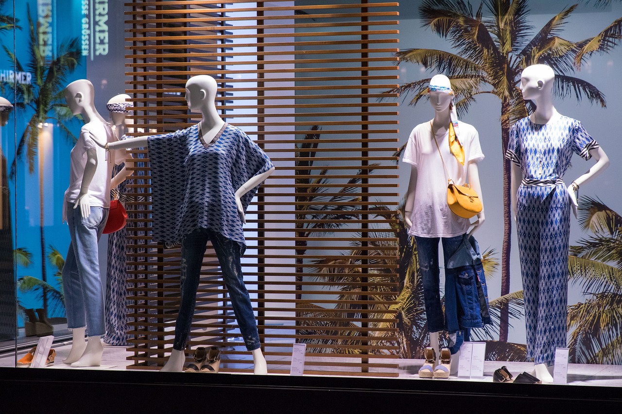 汉服时尚秀精选，传统与现代的完美融合展现风采