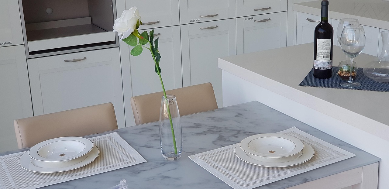 探索现代家庭巨幕体验,85寸电视尺寸的魅力