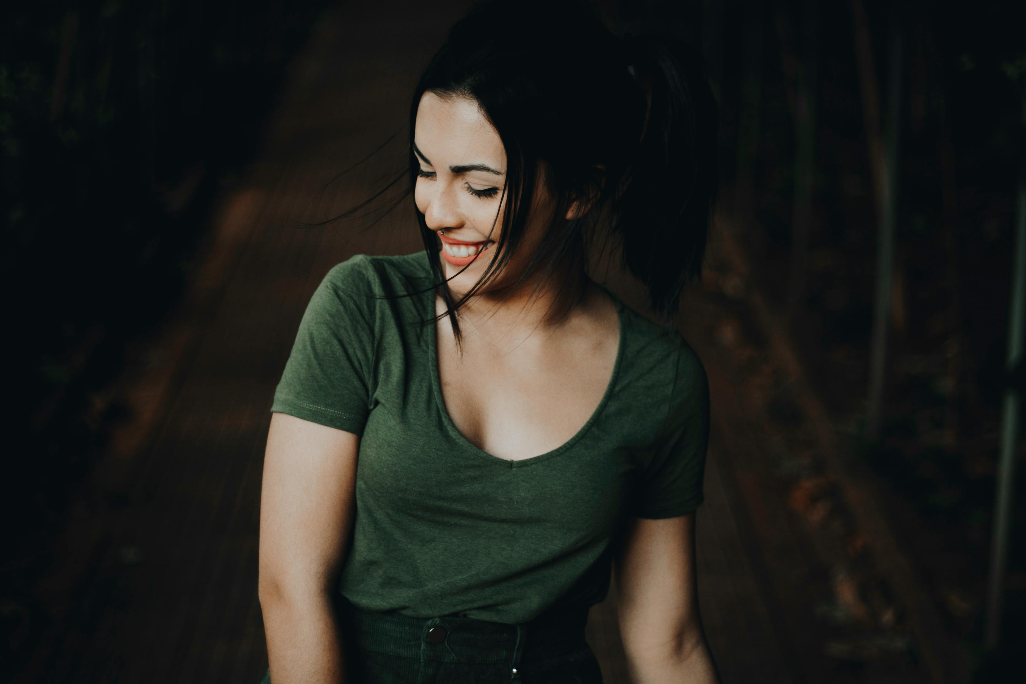 娱乐圈焦点,美女明星的大胸与争议话题