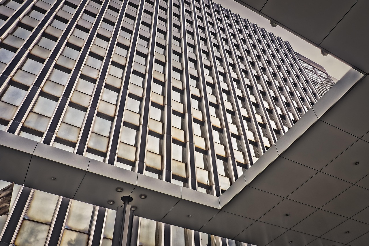 特一药业股价最新动态,市场走势分析与展望及展望未来发展前景。