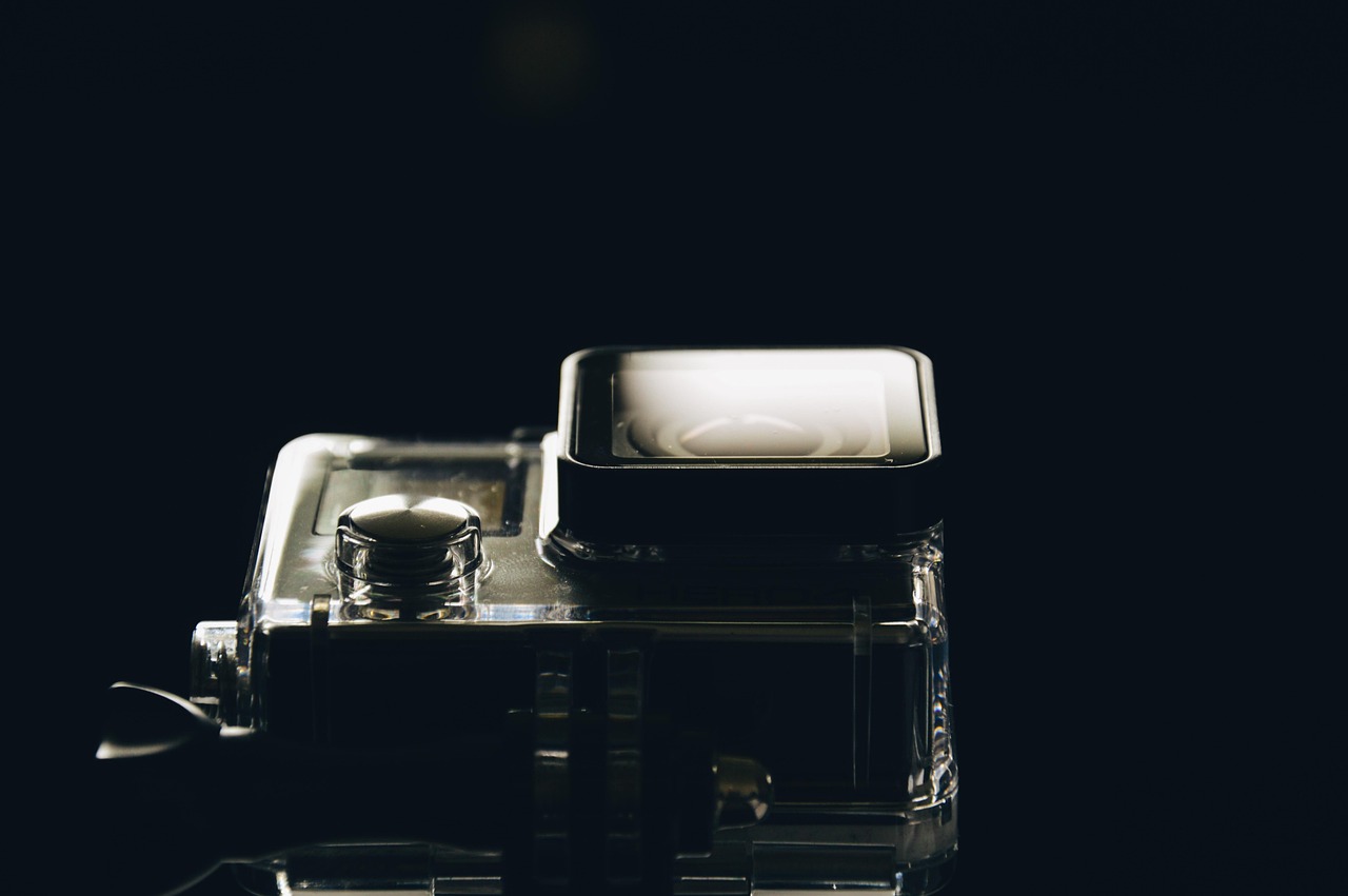 黄海冰影视、舞台剧与公益活动全面开花,最新动态揭秘