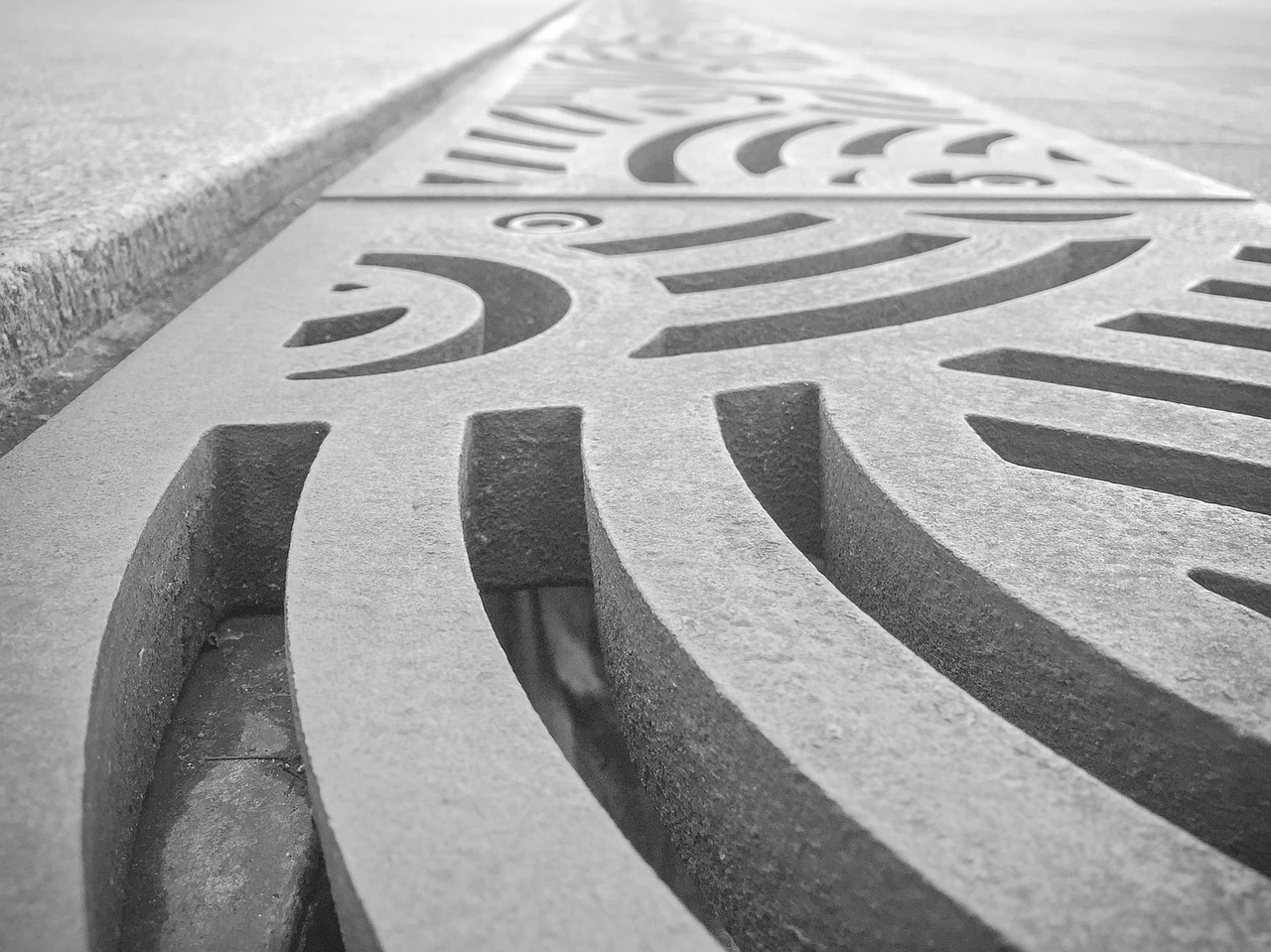 股票排板和扫板的差异详解