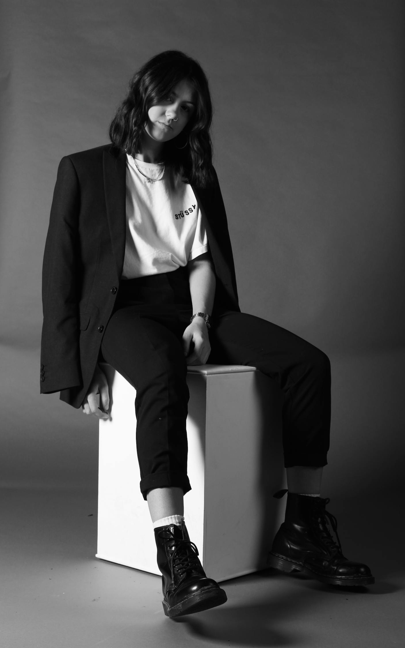 黑白色调动漫头像,风格、意义与流行文化的深度解读