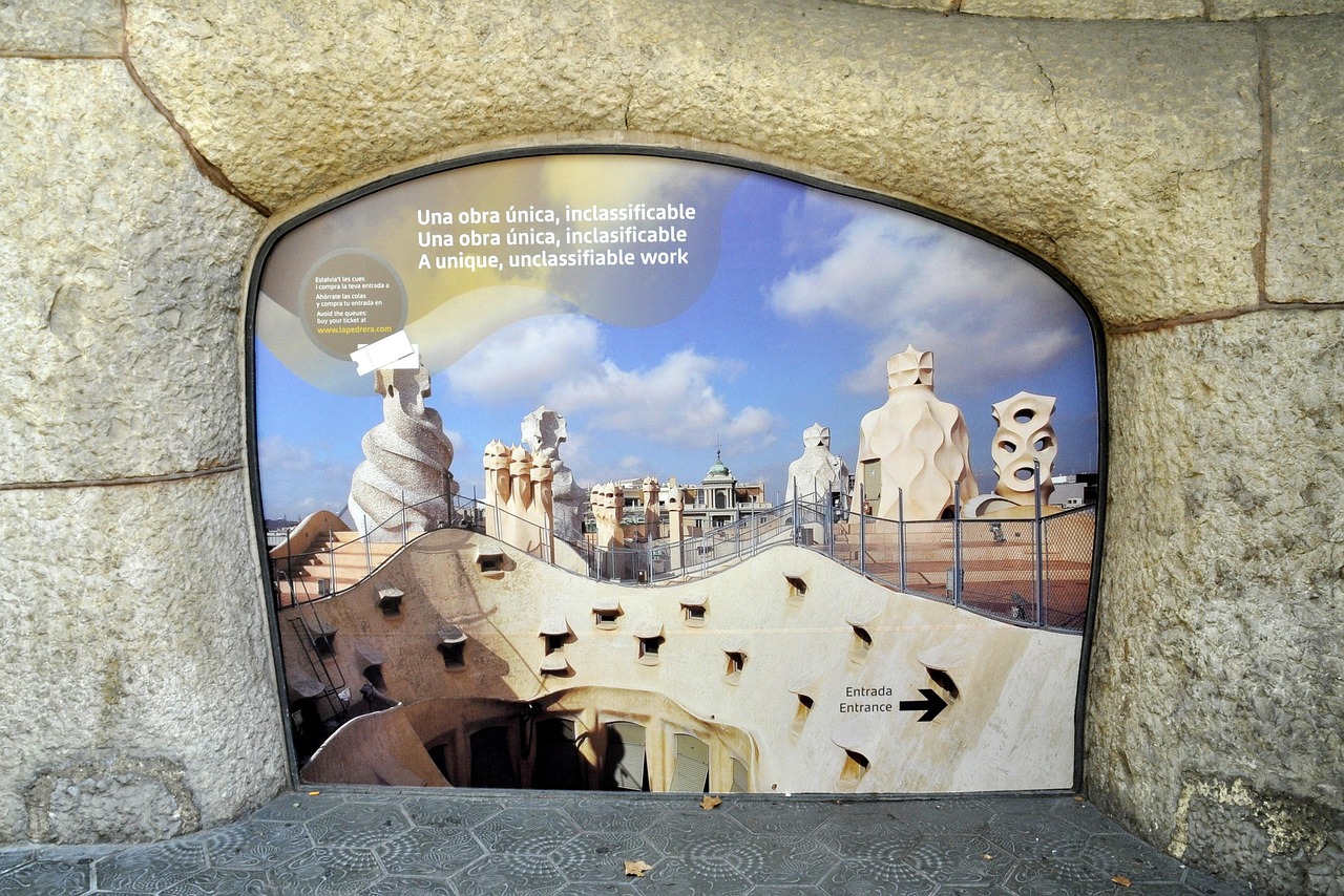 巴塞罗那最新海报,展现城市魅力与活力的视觉盛宴风采