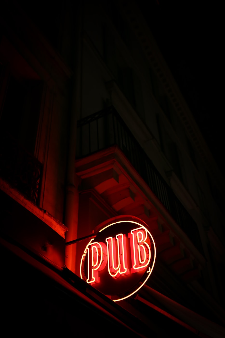 日本电影娼年,深度揭示社会边缘群体的生存现状