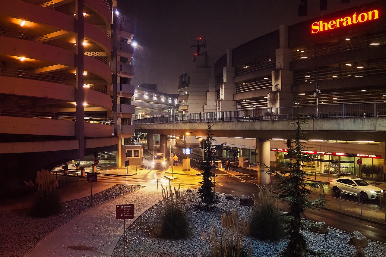 西安国际机场扩建动态，迈向未来的航空枢纽建设