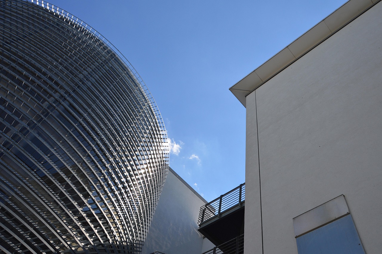 建筑企业最新规范塑造行业新标杆,引领建筑领域发展潮流